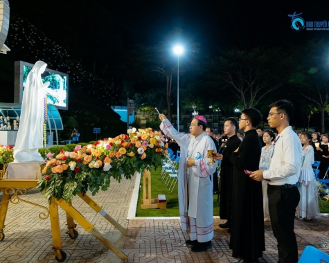 GIÁO PHẬN PHAN THIẾT TÔN VINH ĐỨC MẸ...