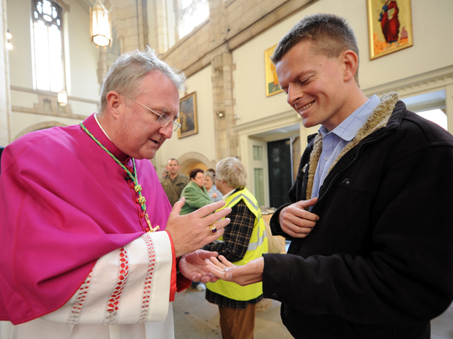 Bishop-Arthur-Roche-blessing-rosary.jpg